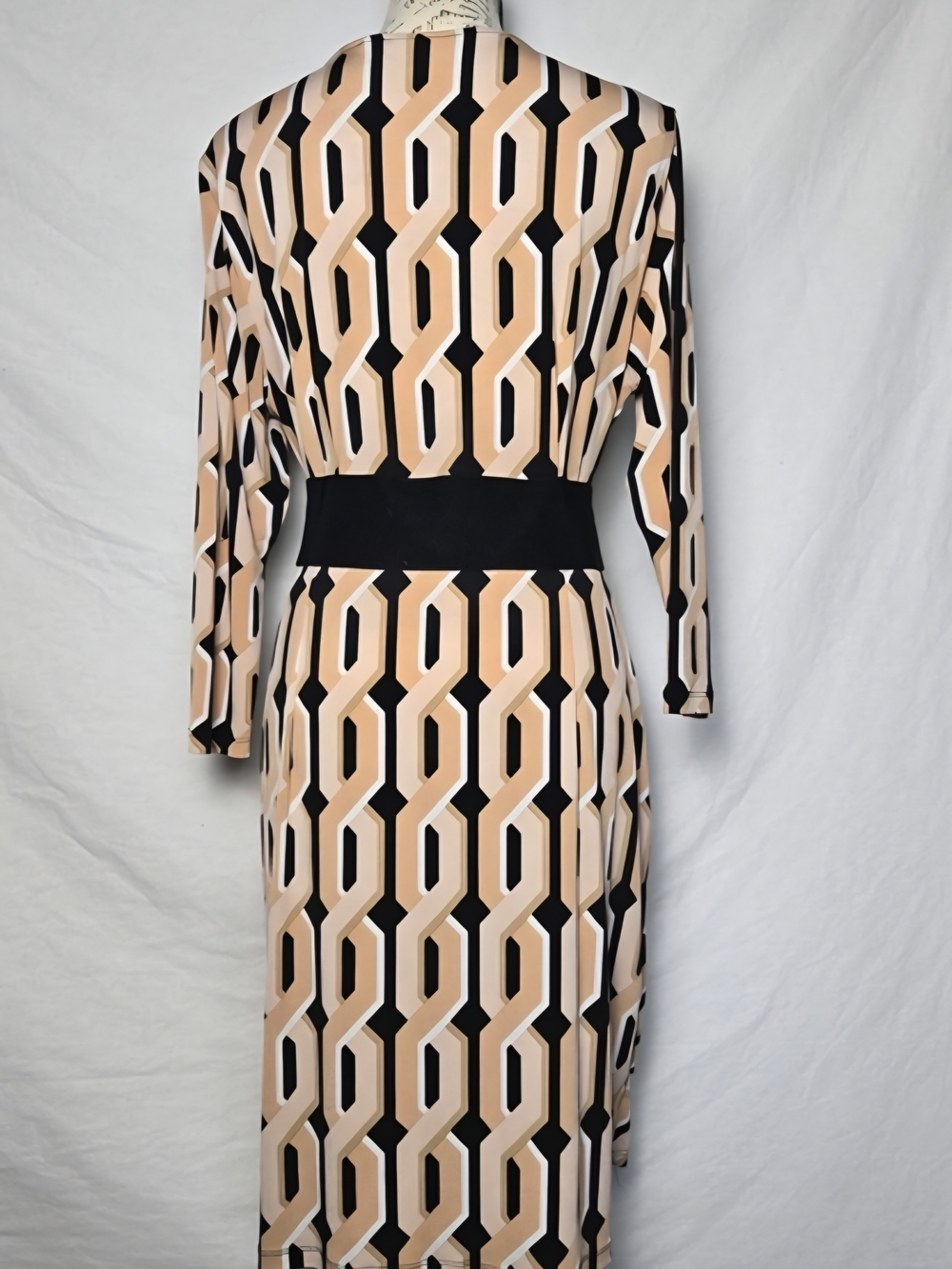 Geometric Print Faux Wrap Midi Dress with Wide Elastic Buckle Belt - Picture 3 of 4